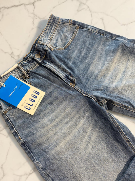 CLOUD - Jeans lavaggio medio | Christian Store