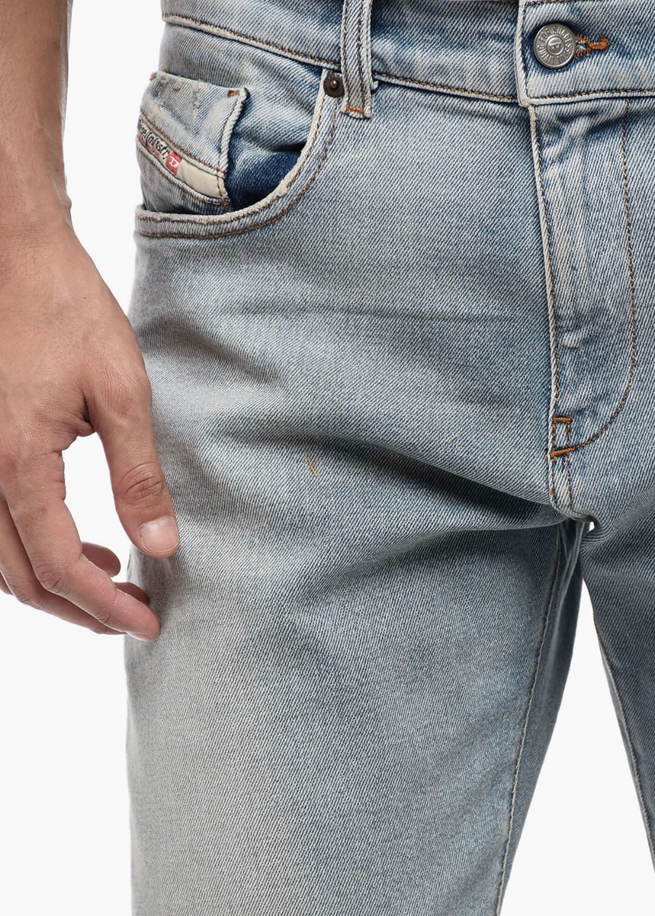 Diesel - Jeans Uomo Regular Fit Lavaggio Chiaro | Christian Store