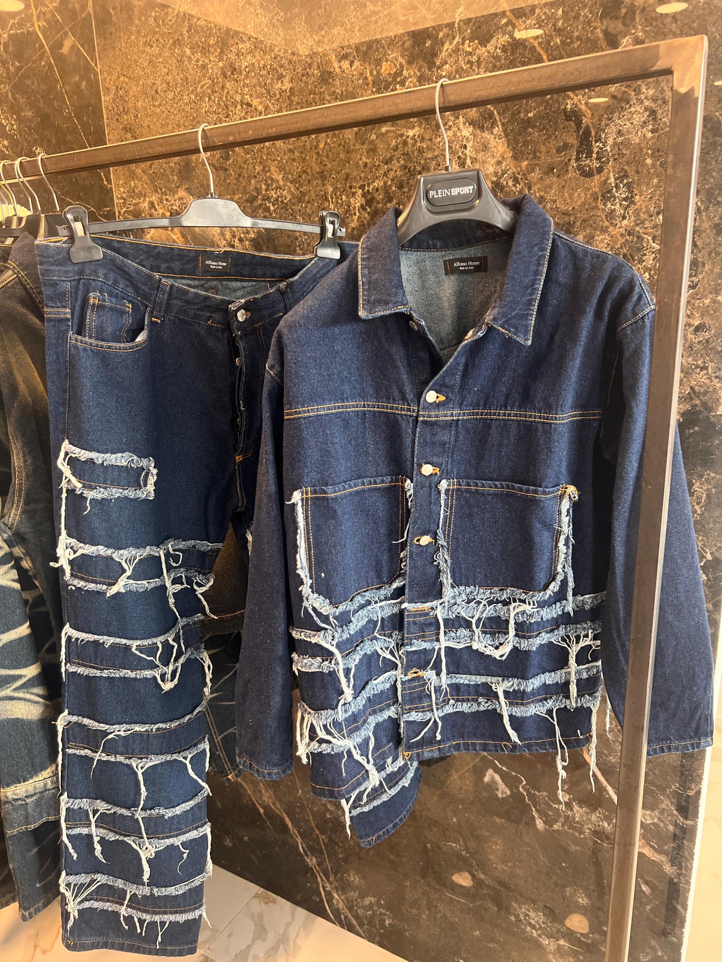 Made in Italy - Completo Giacca Jeans Sfibrato | Christian Store