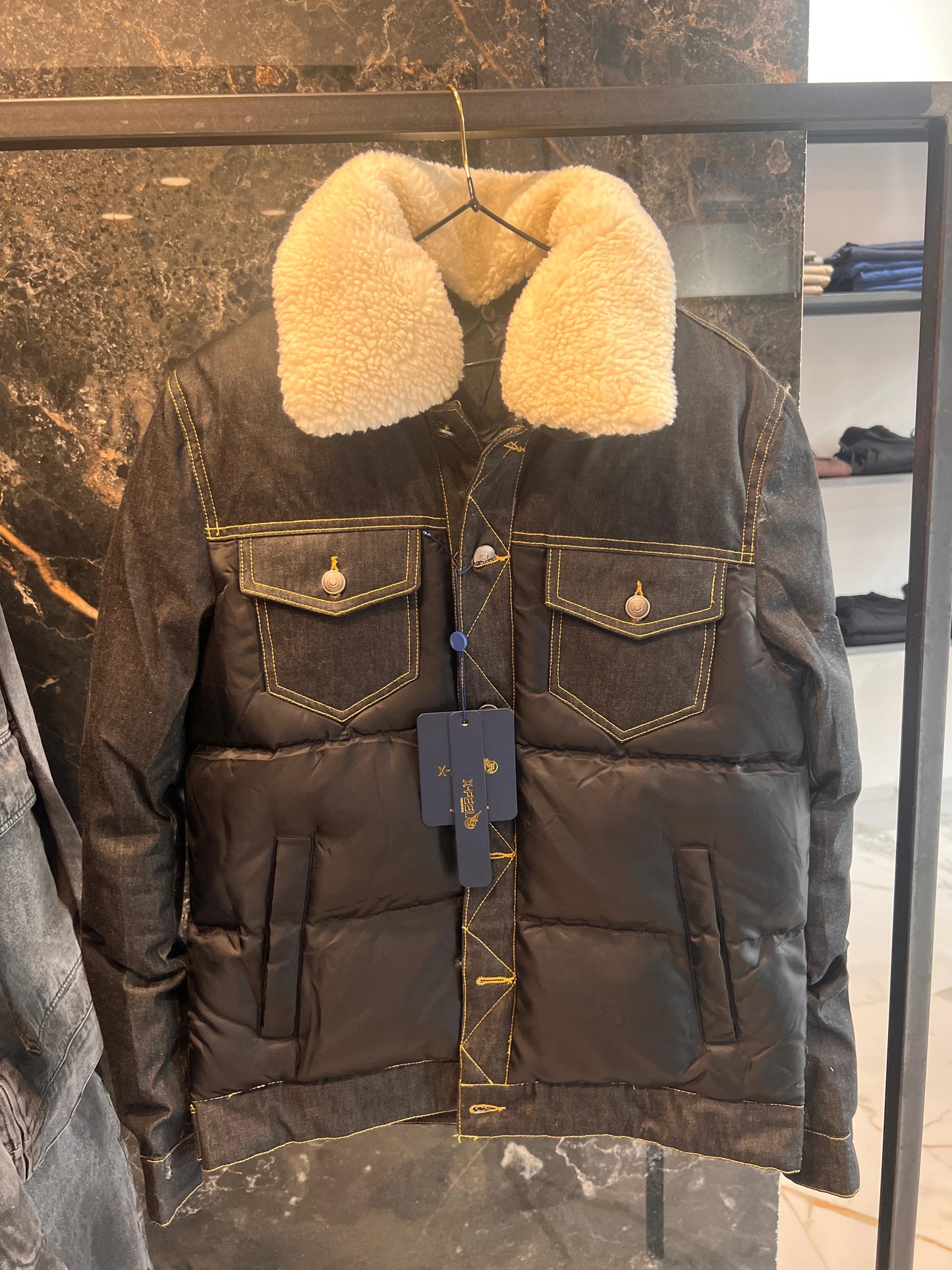 Made in Italy - Giubbotto Montone | Christian Store